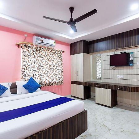 Hotel Blue Abedin Kolkata Ngoại thất bức ảnh