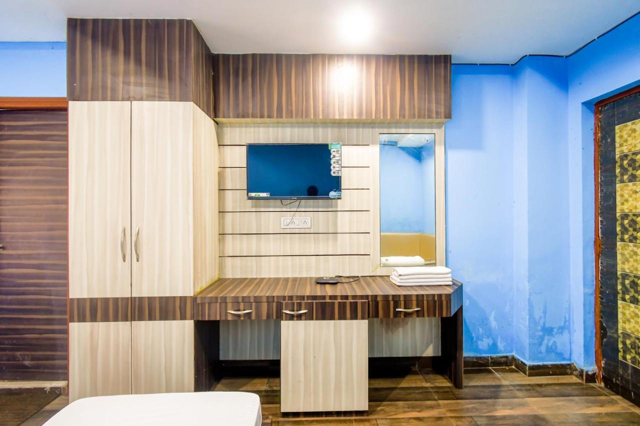 Hotel Blue Abedin Kolkata Ngoại thất bức ảnh