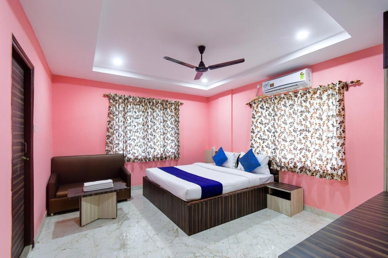 Hotel Blue Abedin Kolkata Ngoại thất bức ảnh