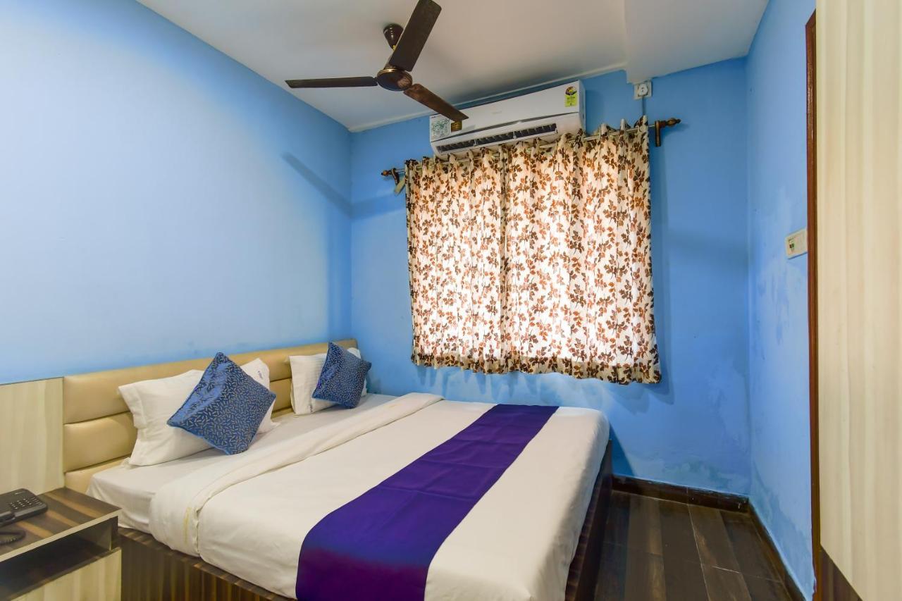 Hotel Blue Abedin Kolkata Ngoại thất bức ảnh