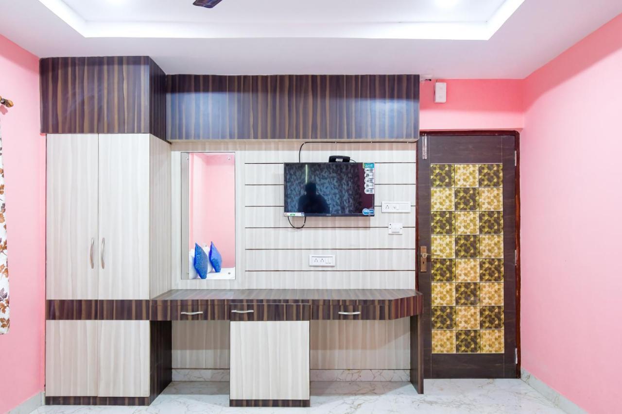 Hotel Blue Abedin Kolkata Ngoại thất bức ảnh
