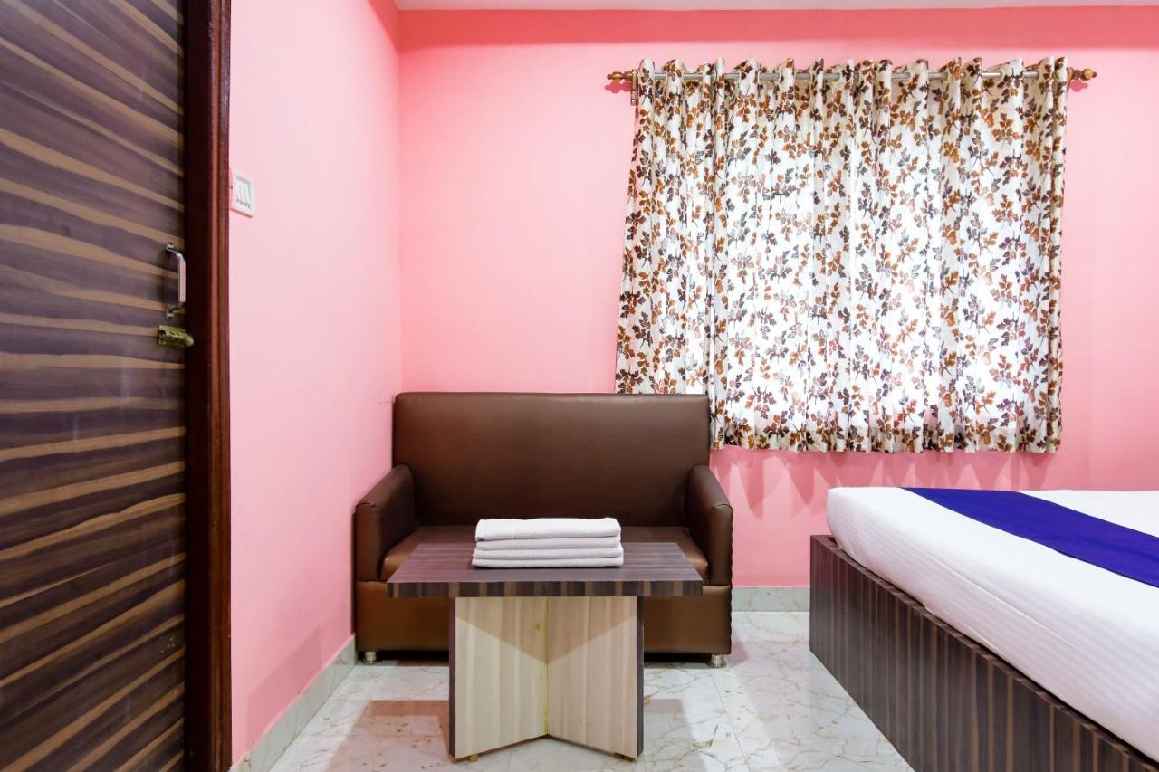 Hotel Blue Abedin Kolkata Ngoại thất bức ảnh