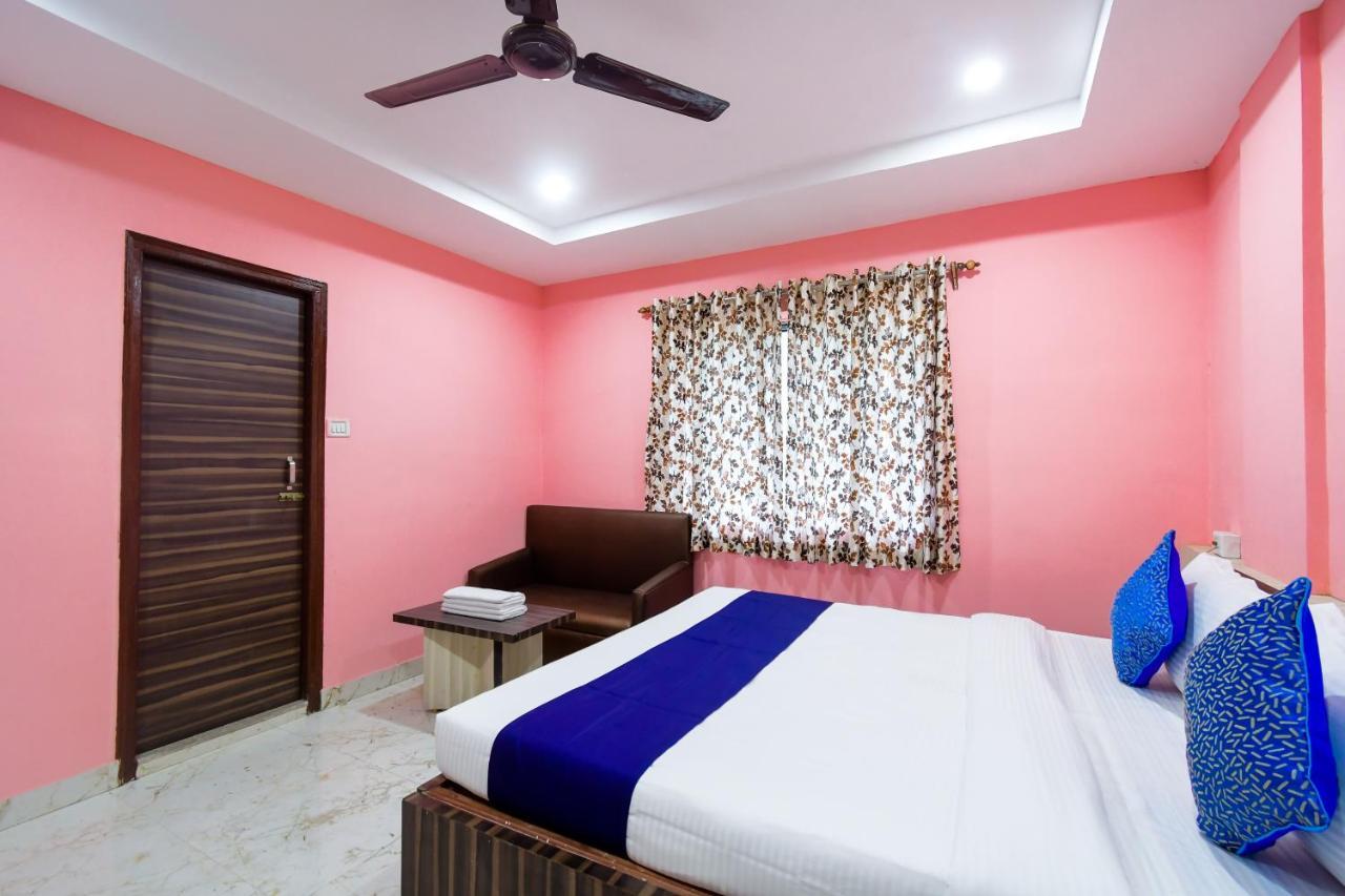 Hotel Blue Abedin Kolkata Ngoại thất bức ảnh