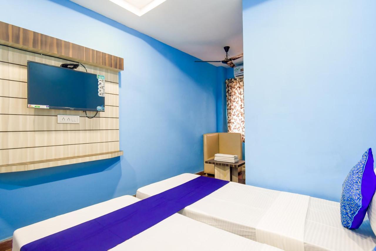 Hotel Blue Abedin Kolkata Ngoại thất bức ảnh