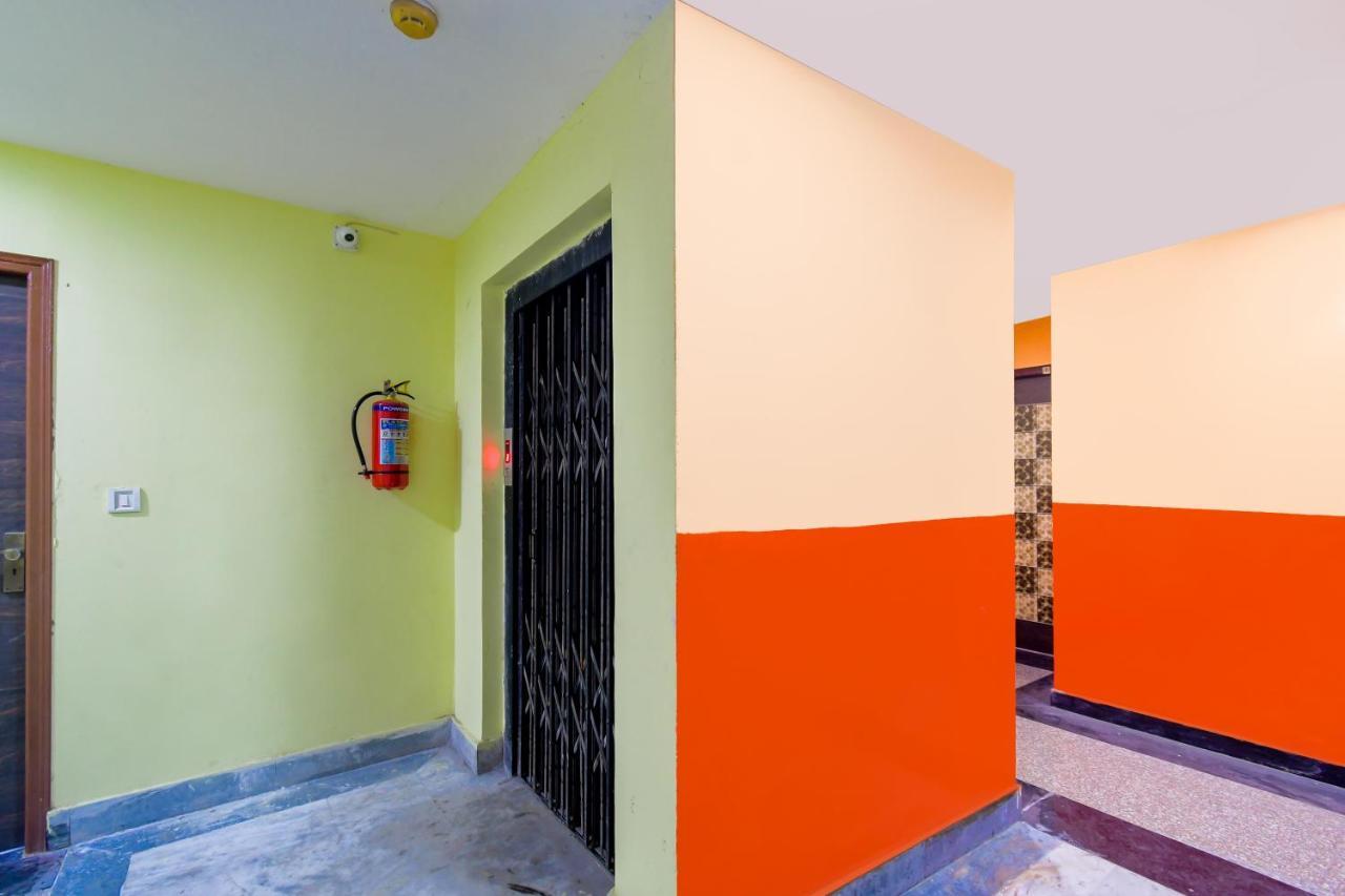 Hotel Blue Abedin Kolkata Ngoại thất bức ảnh